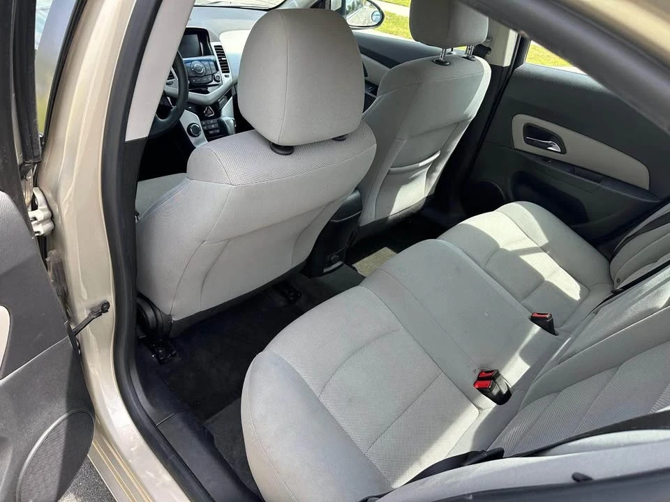 2015 Chevrolet Cruze - Image 7 of 9