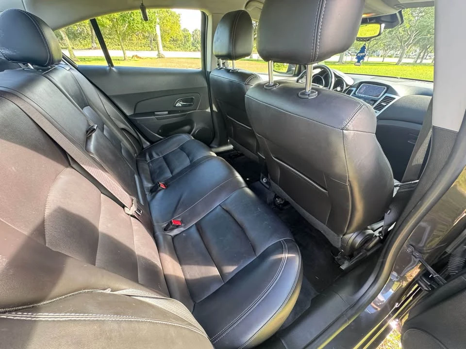 2015 Chevrolet Cruze - Image 11 of 14