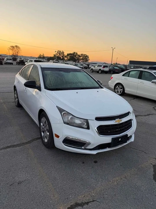 2015 Chevrolet Cruze - Image 9 of 11