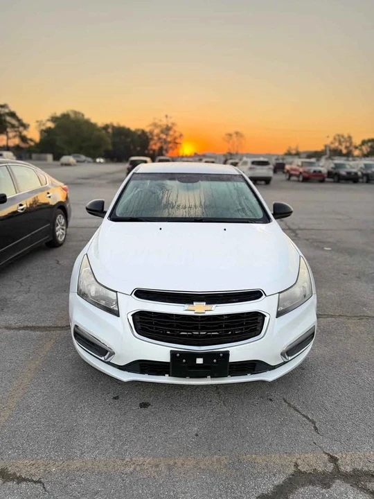 2015 Chevrolet Cruze - Image 8 of 11