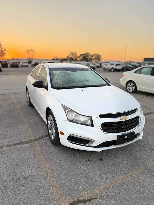 2015 Chevrolet Cruze - Image 10 of 11