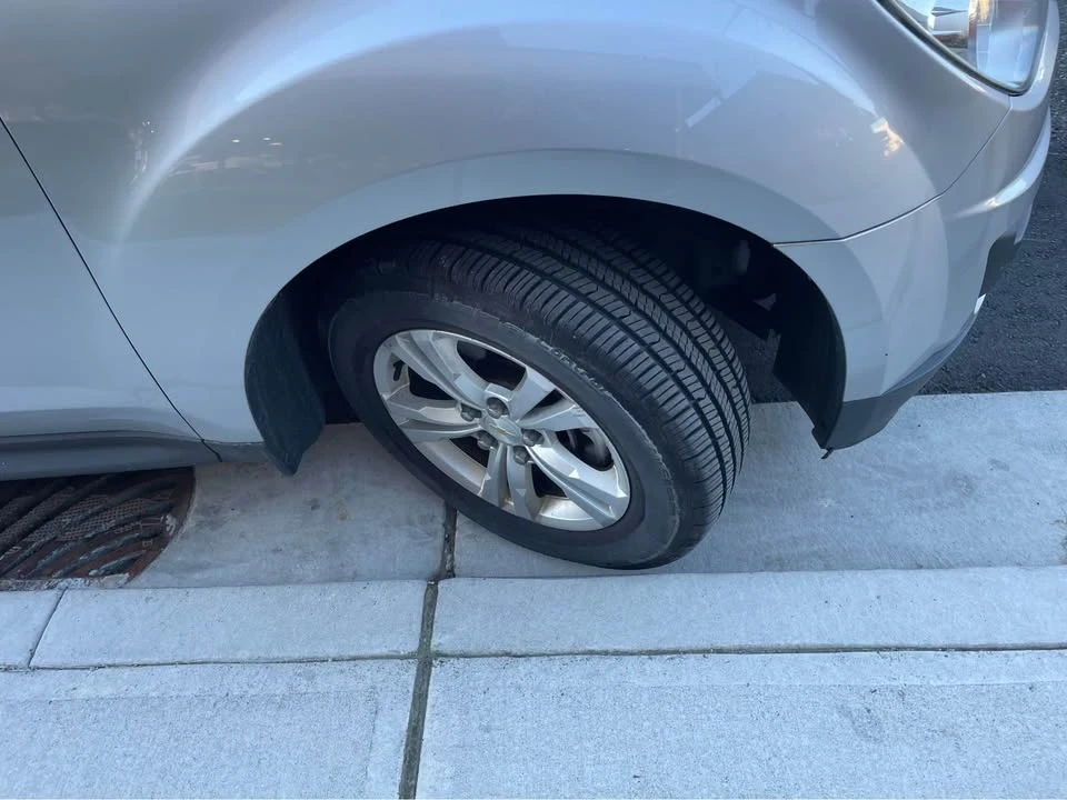 2015 Chevrolet Equinox - Image 2 of 7