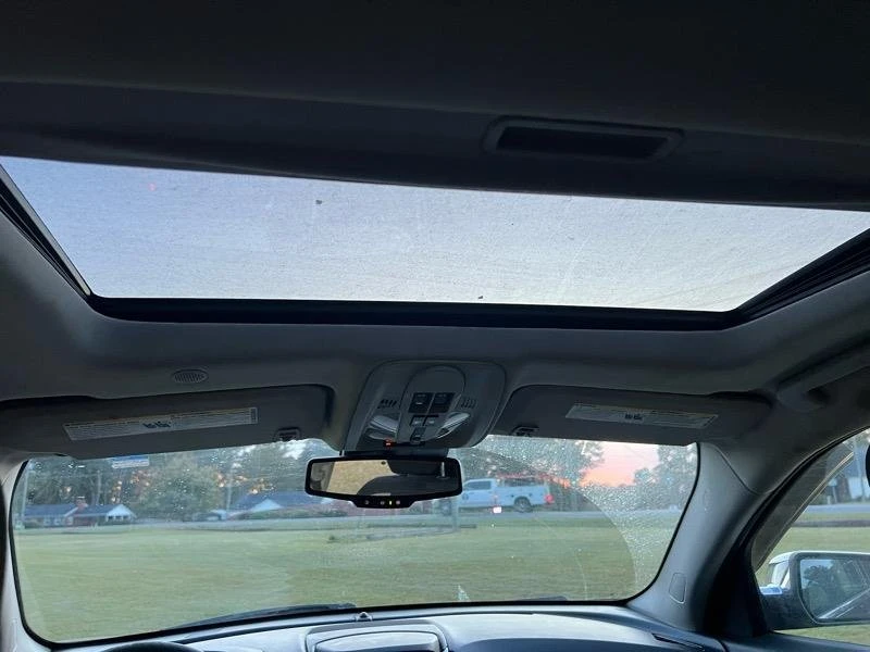 2015 Chevrolet Equinox - Image 18 of 20