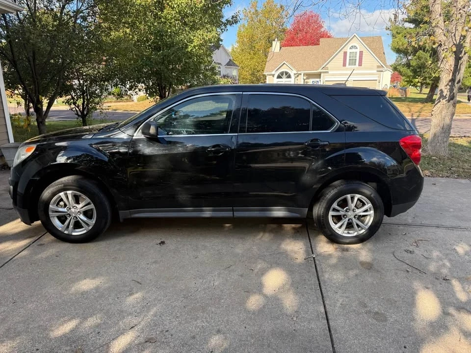 2015 Chevrolet Equinox - Image 2 of 17