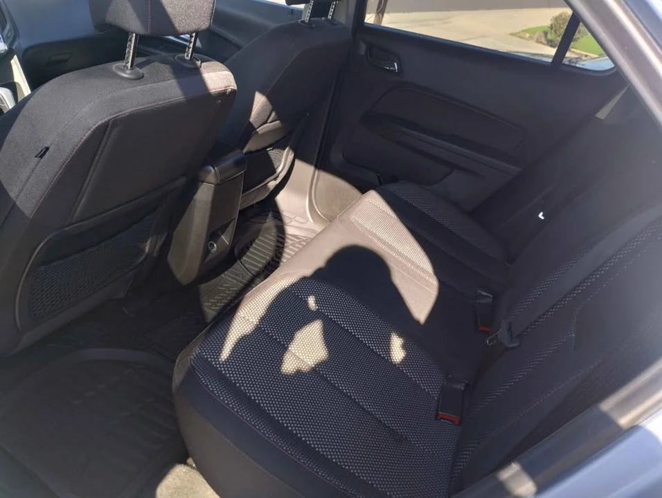 2015 Chevrolet Equinox - Image 16 of 20