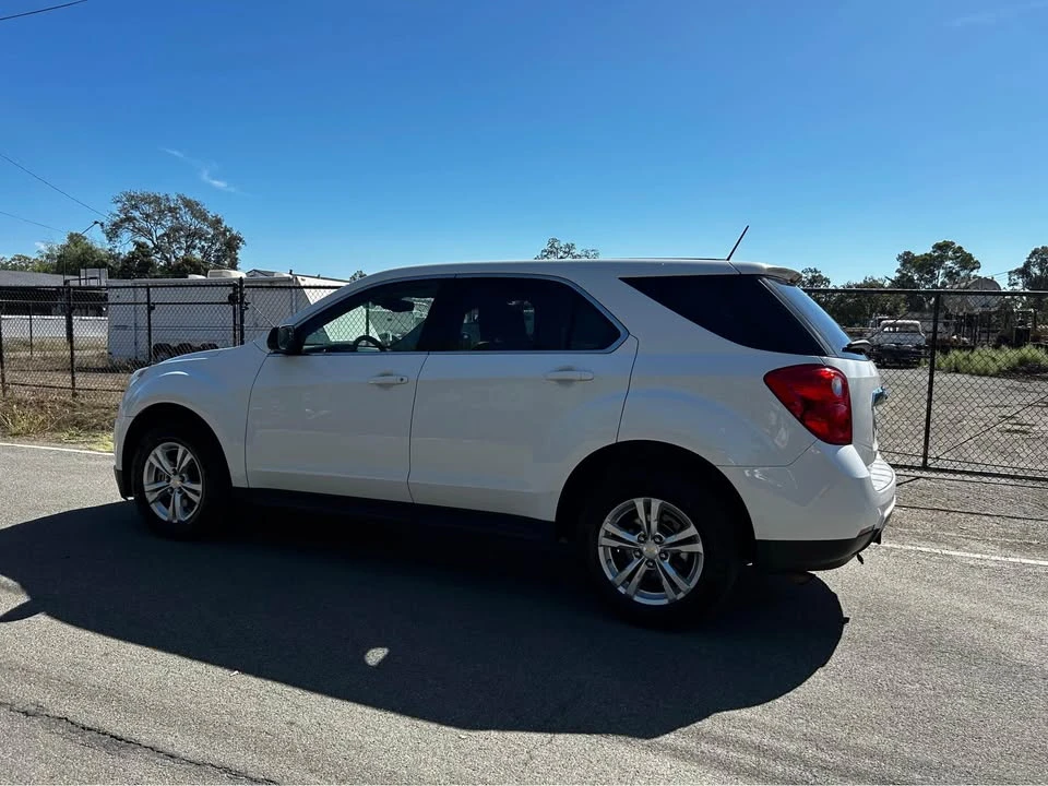 2015 Chevrolet Equinox - Image 2 of 9