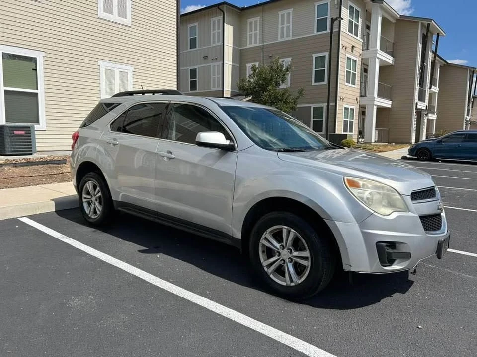 2015 Chevrolet Equinox - Image 2 of 7
