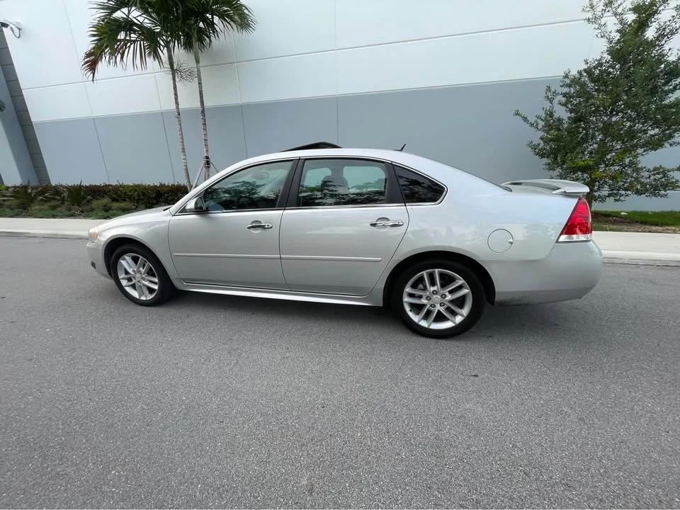 2015 Chevrolet Impala 10th Gen - Image 2 of 11