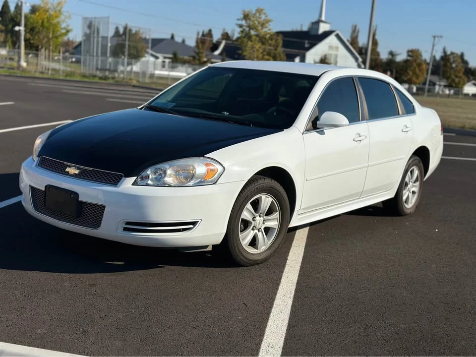 2015 Chevrolet Impala 10th Gen - Image 2 of 11