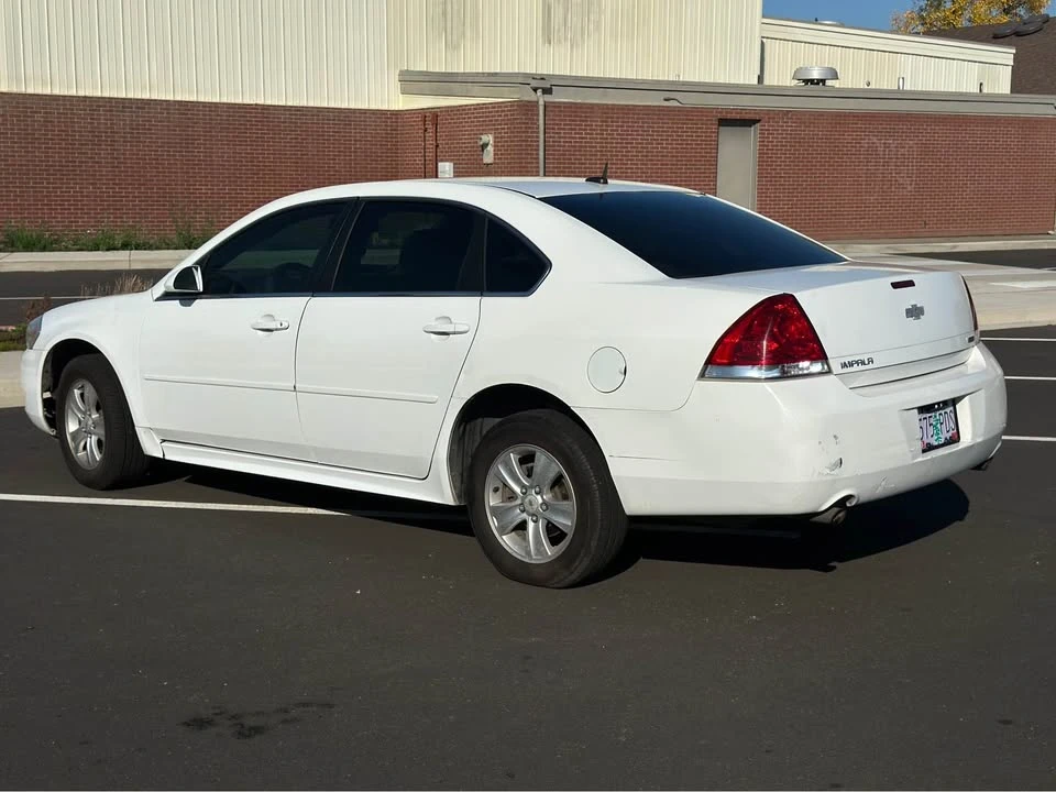 2015 Chevrolet Impala 10th Gen - Image 3 of 11