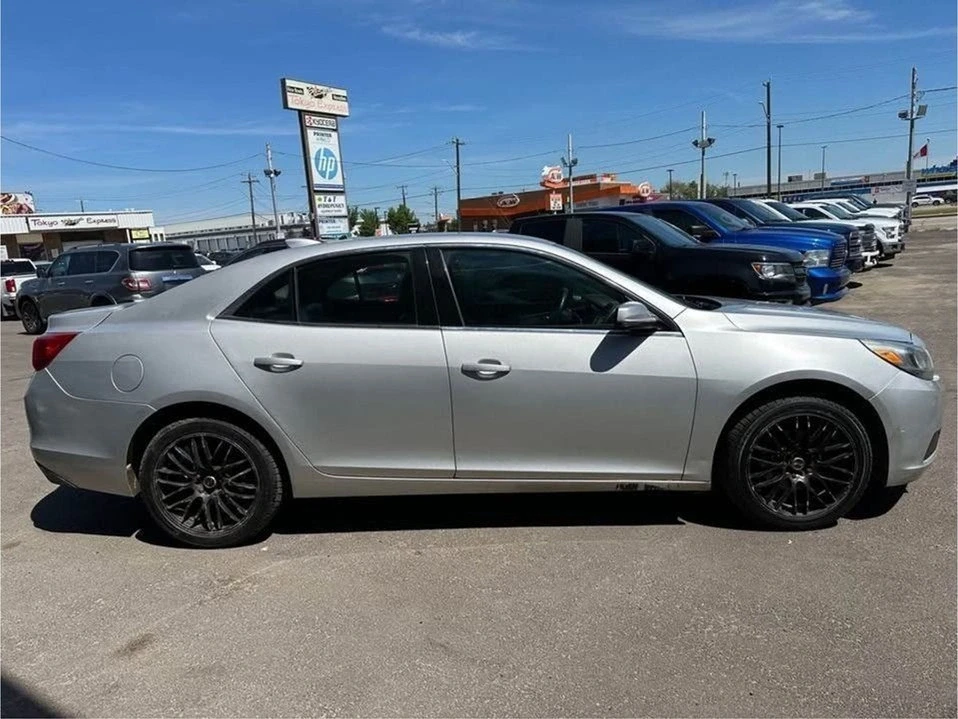 2015 Chevrolet Malibu - Image 6 of 19