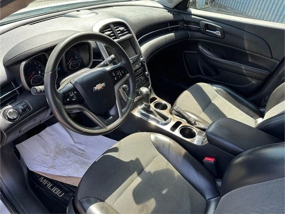 2015 Chevrolet Malibu - Image 8 of 19
