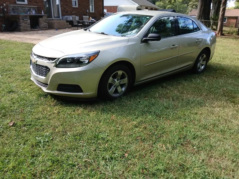2015 Chevrolet Malibu - Image 4 of 16