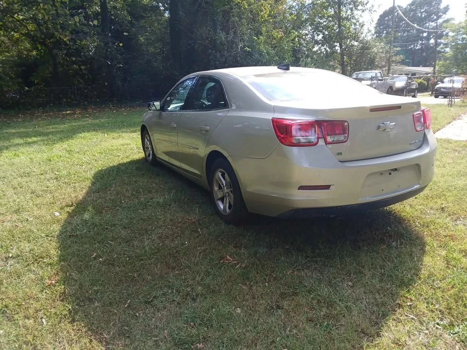 2015 Chevrolet Malibu - Image 5 of 16