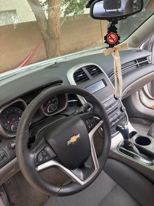 2015 Chevrolet Malibu - Image 2 of 5