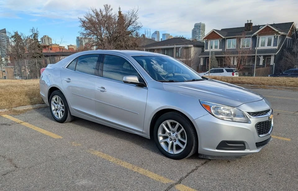 2015 Chevrolet Malibu - Image 4 of 9