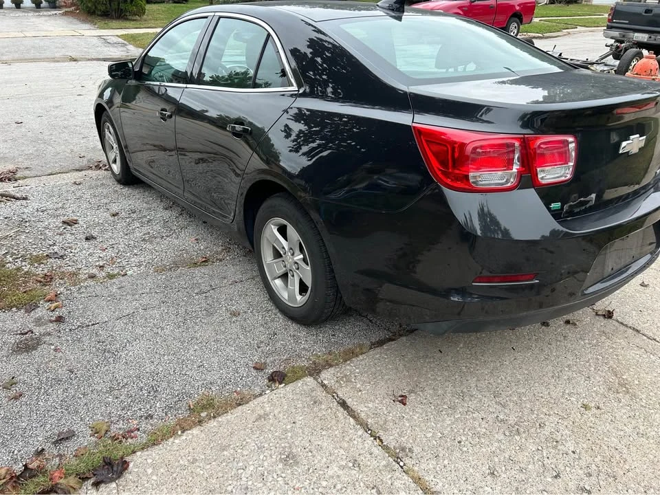 2015 Chevrolet Malibu - Image 4 of 7
