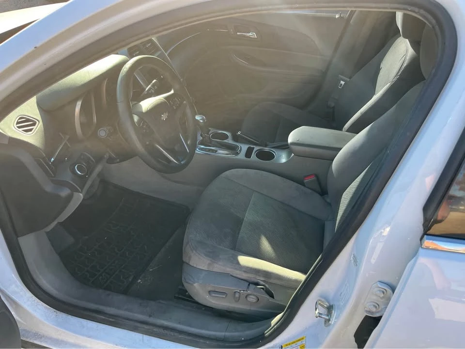 2015 Chevrolet Malibu - Image 6 of 6