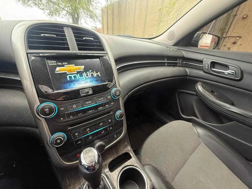 2015 Chevrolet Malibu - Image 11 of 14
