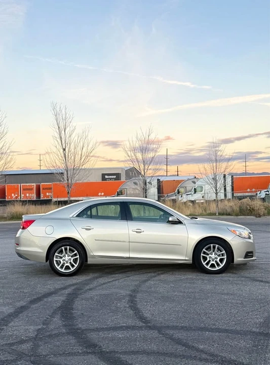 2015 Chevrolet Malibu - Image 5 of 19