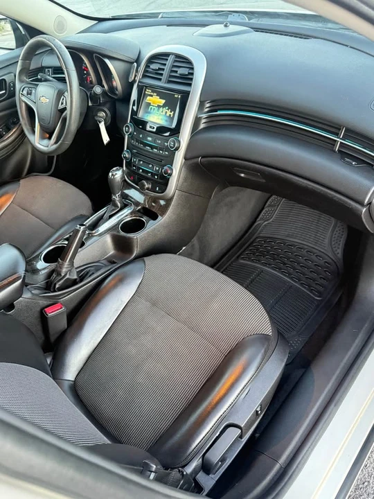 2015 Chevrolet Malibu - Image 16 of 19