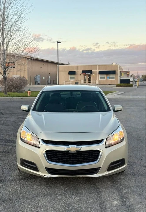 2015 Chevrolet Malibu - Image 2 of 19