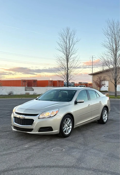 2015 Chevrolet Malibu - Image 10 of 19