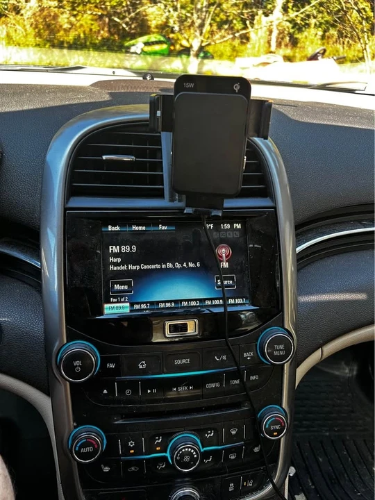 2015 Chevrolet Malibu - Image 9 of 11