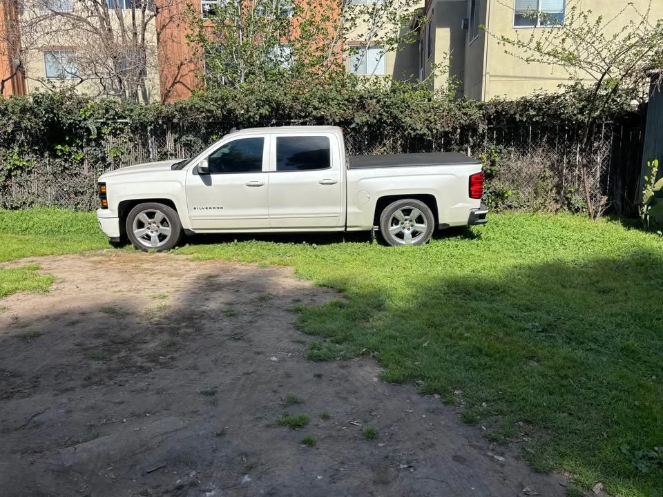 2015 Chevrolet Silverado 3rd Gen - Image 4 of 10