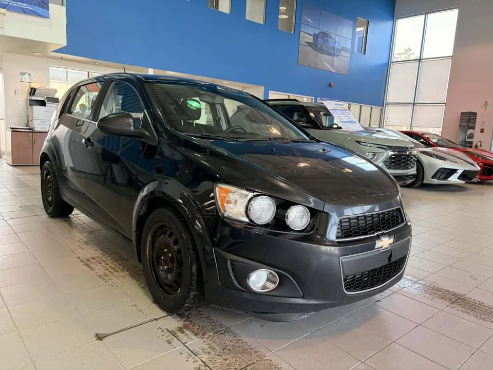 2015 Chevrolet Aveo/Sonic - Image 3 of 10