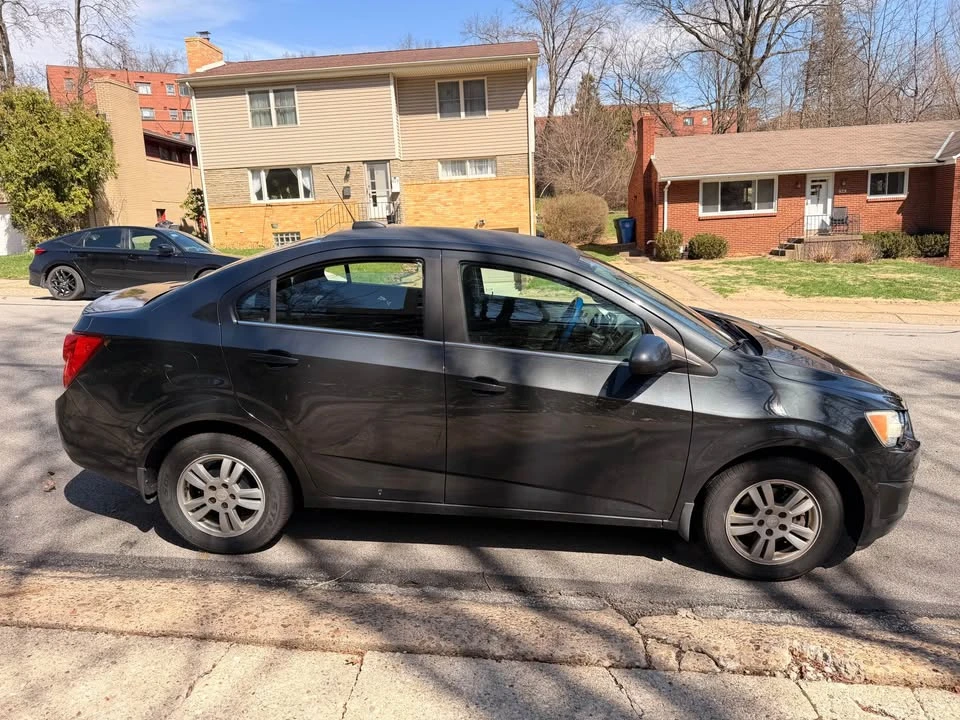 2015 Chevrolet Aveo/Sonic - Image 3 of 15