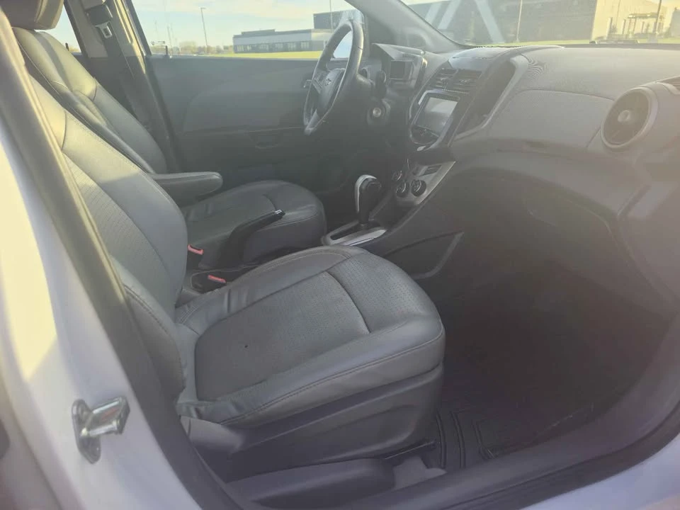 2015 Chevrolet Aveo/Sonic - Image 9 of 13