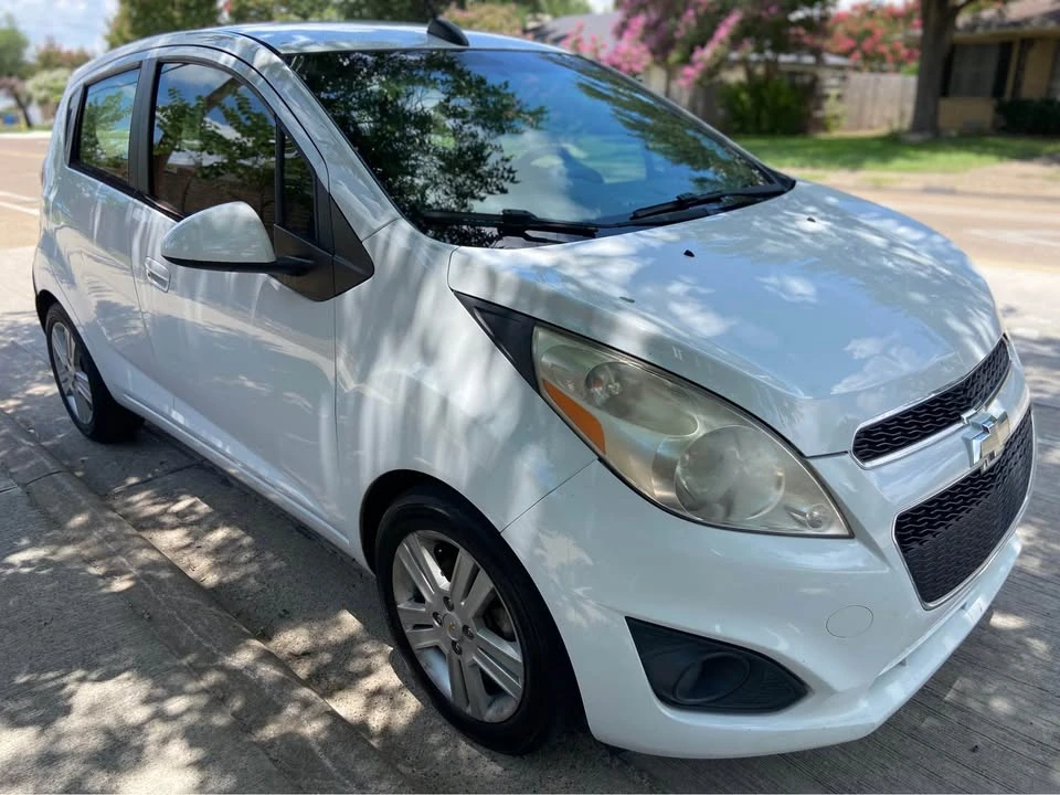 2015 Chevrolet Spark - Image 2 of 7