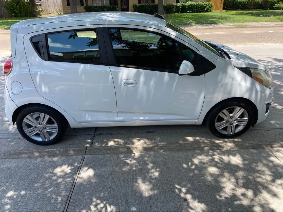 2015 Chevrolet Spark - Image 3 of 7