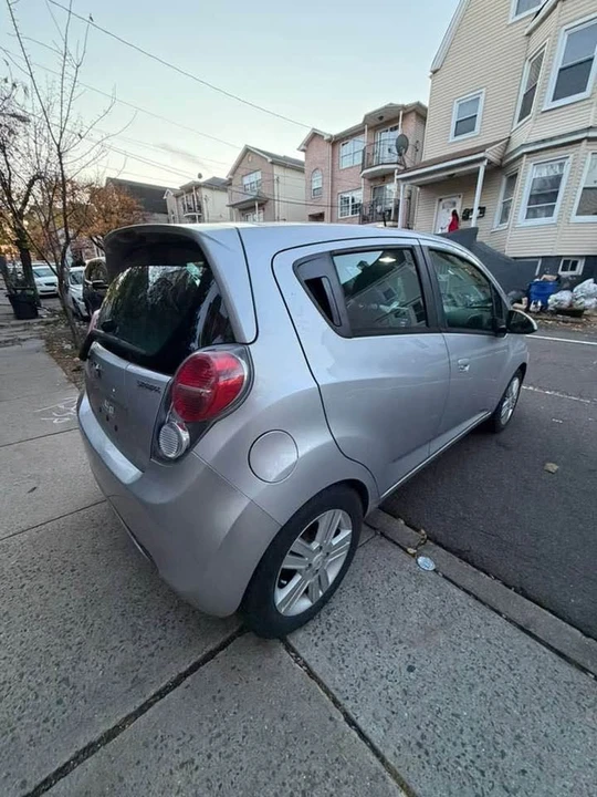 2015 Chevrolet Spark - Image 9 of 11