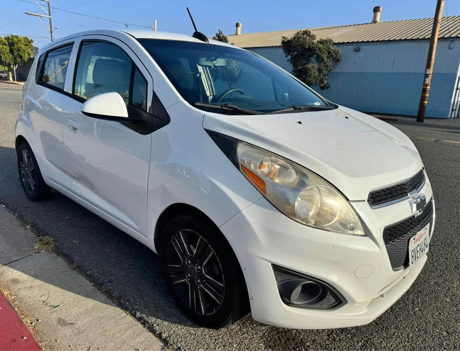 2015 Chevrolet Spark - Image 2 of 6