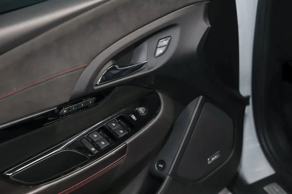 2015 Chevrolet SS - Image 16 of 20
