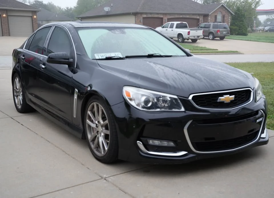 2015 Chevrolet SS - Image 2 of 5