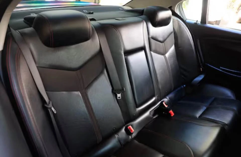 2015 Chevrolet SS - Image 13 of 19