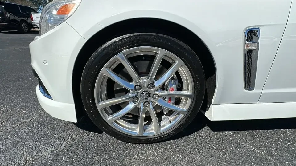 2015 Chevrolet SS - Image 6 of 12