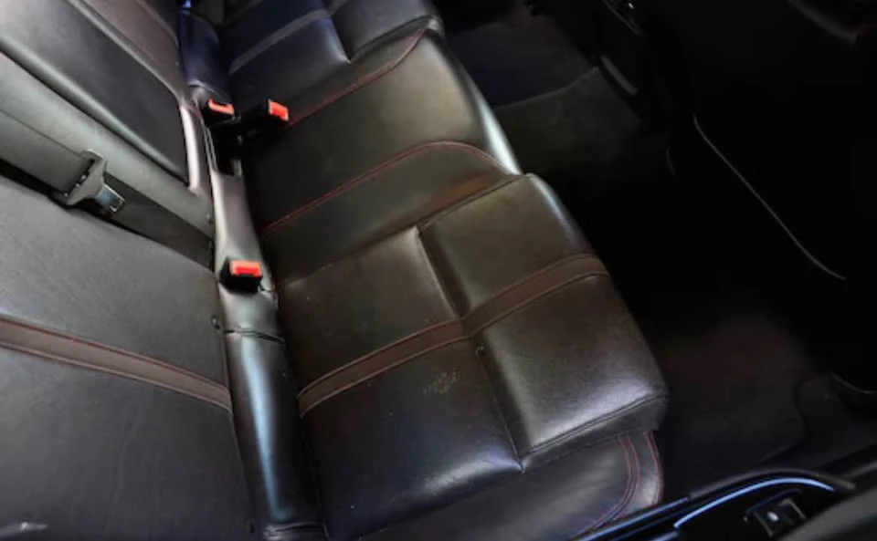 2015 Chevrolet SS - Image 11 of 19