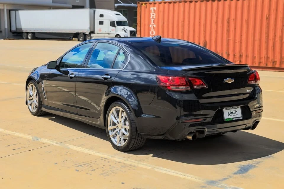 2015 Chevrolet SS - Image 10 of 10