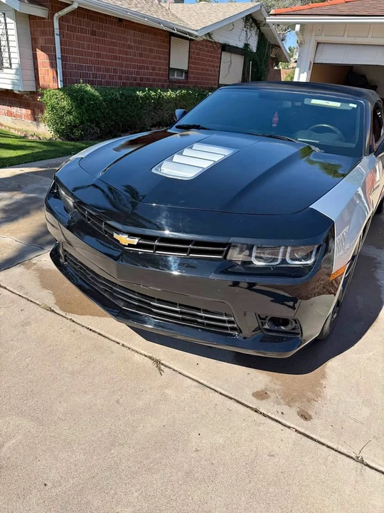 2015 Chevrolet SS - Image 2 of 17