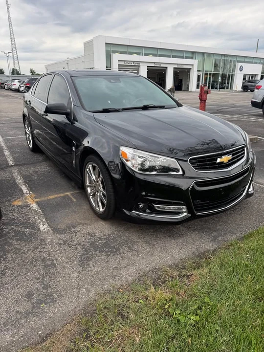2015 Chevrolet SS - Image 2 of 4