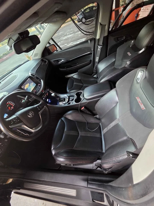 2015 Chevrolet SS - Image 4 of 9