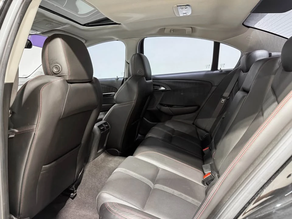 2015 Chevrolet SS - Image 17 of 17