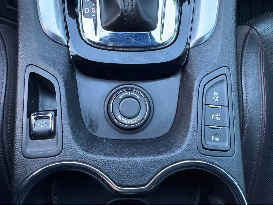 2015 Chevrolet SS - Image 11 of 15