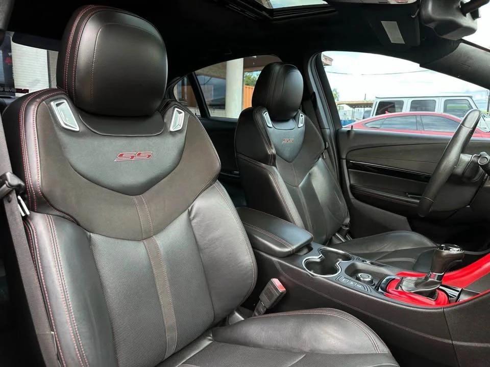2015 Chevrolet SS - Image 5 of 14