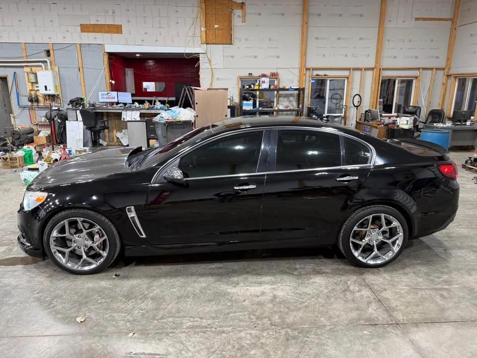 2015 Chevrolet SS - Image 9 of 16