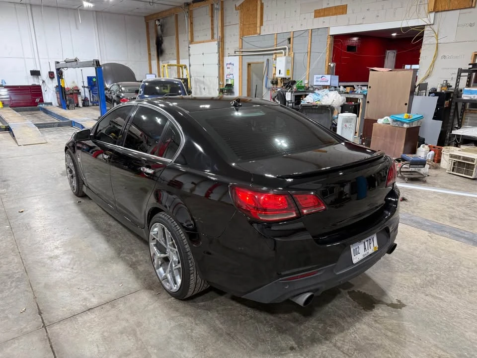 2015 Chevrolet SS - Image 10 of 16
